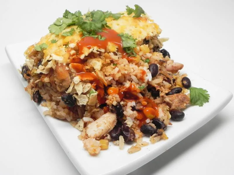Caçarola mexicana com sobras de peru