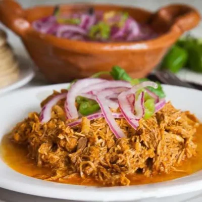 Cochinita Pibil (Carne De Porco Mexicana Em Molho De Urucum)