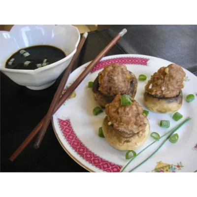 Cogumelos Recheados Estilo Chinês