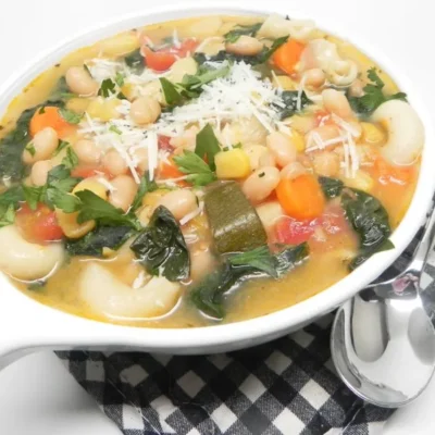 Instant Pot & Sopa grossa de vegetais e macarrao