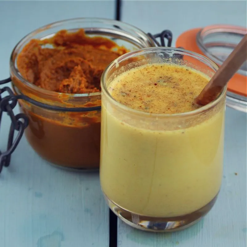 Leite Dourado de Cúrcuma com Pasta de Cúrcuma