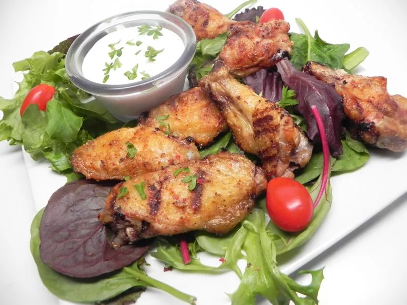 Asas de Frango Grelhado com Sal e Pimenta