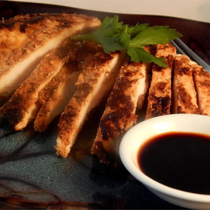 Bifes de frango satay
