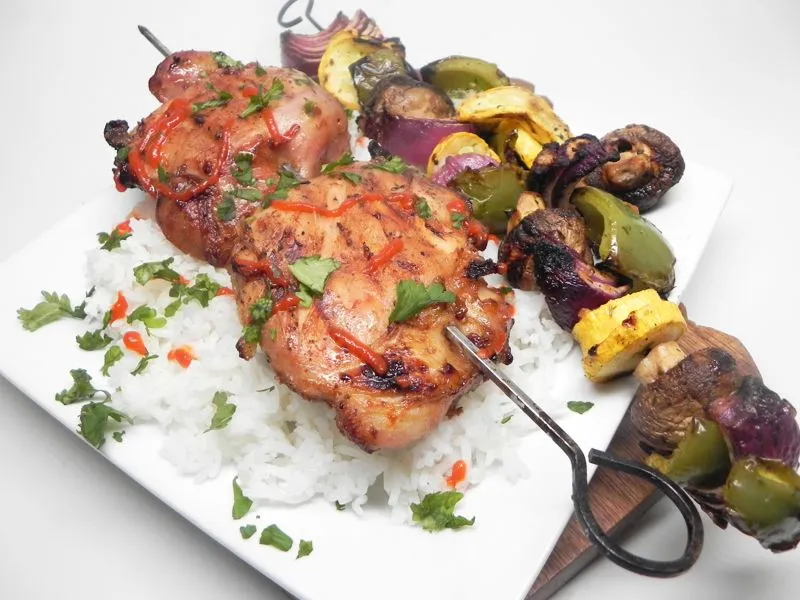 Espetadas de frango tailandês