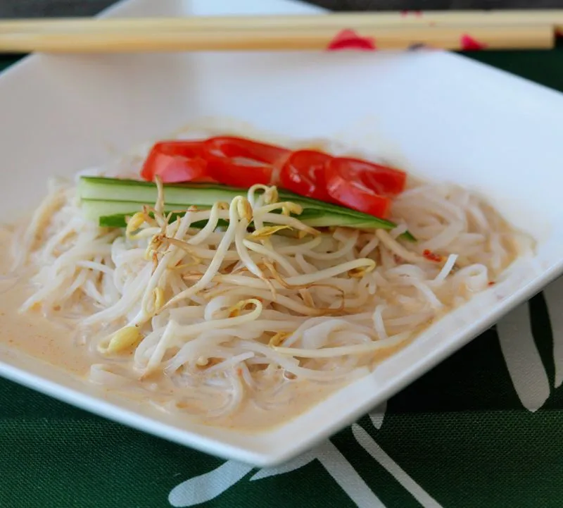 Macarrão de Soja Coreano (Kong Kook Su)