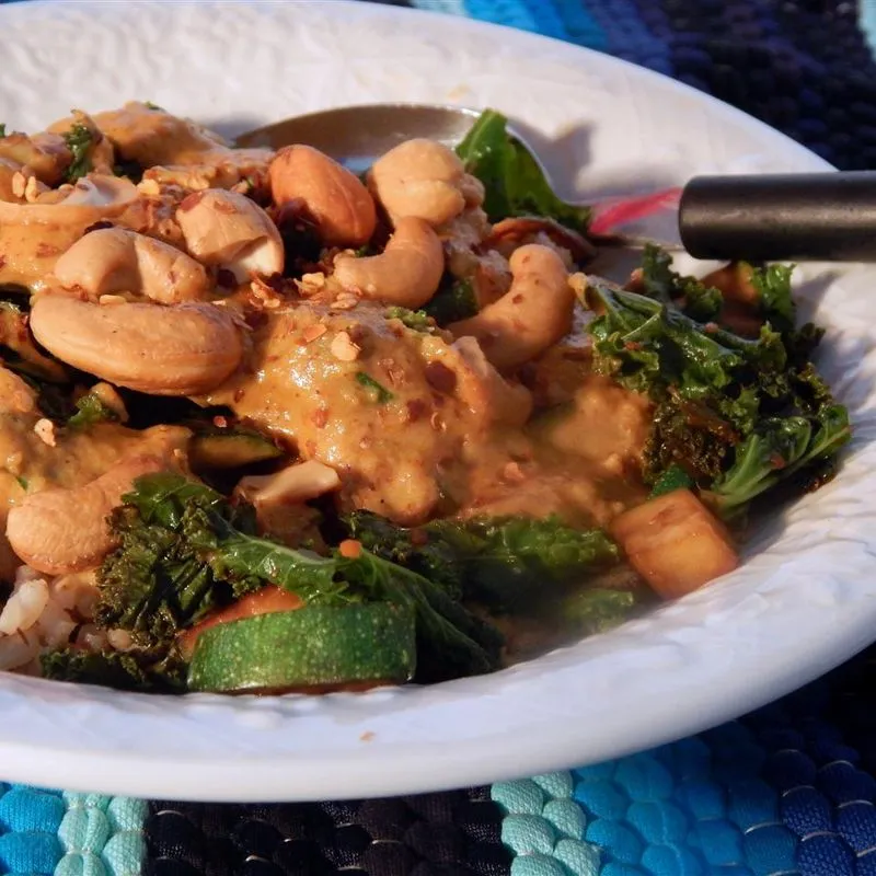 Tigela de arroz de vegetais mexicanos
