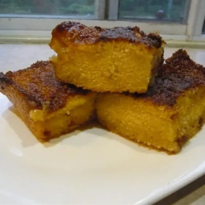 Bolo Facil de Fuba Cremoso (Bolo Cremoso Fácil de Fubá)