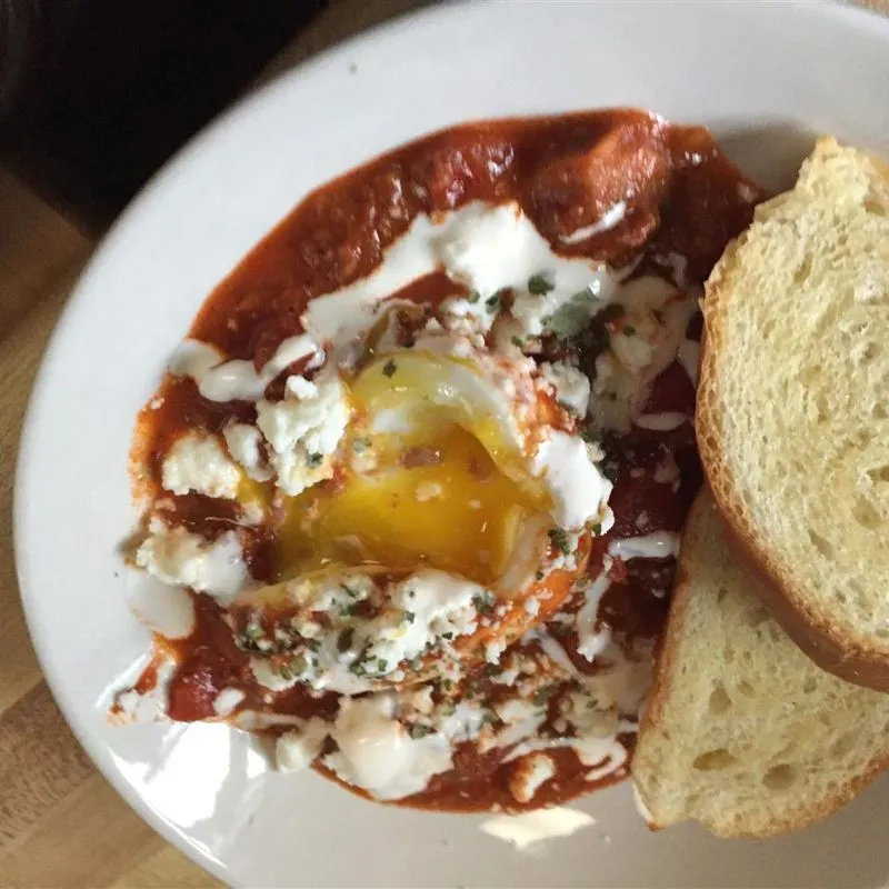 Shakshuka mexicano, também conhecido como ‘Ovos na panela’
