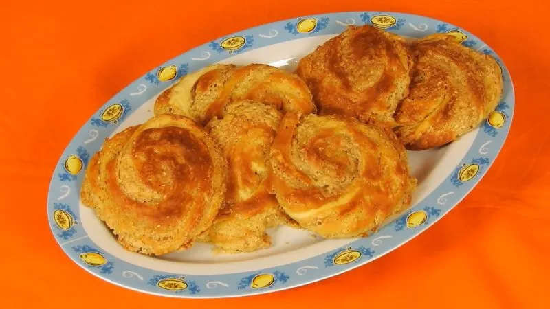 Tortas Tahini cipriotas com sabor de laranja