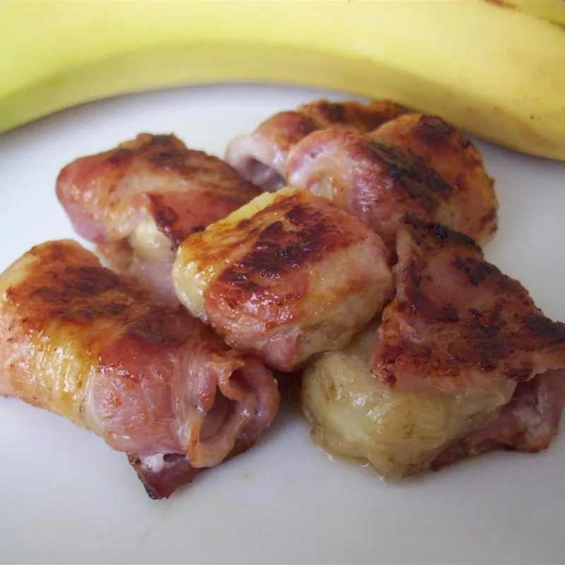 Bananas Envolvidas em Bacon