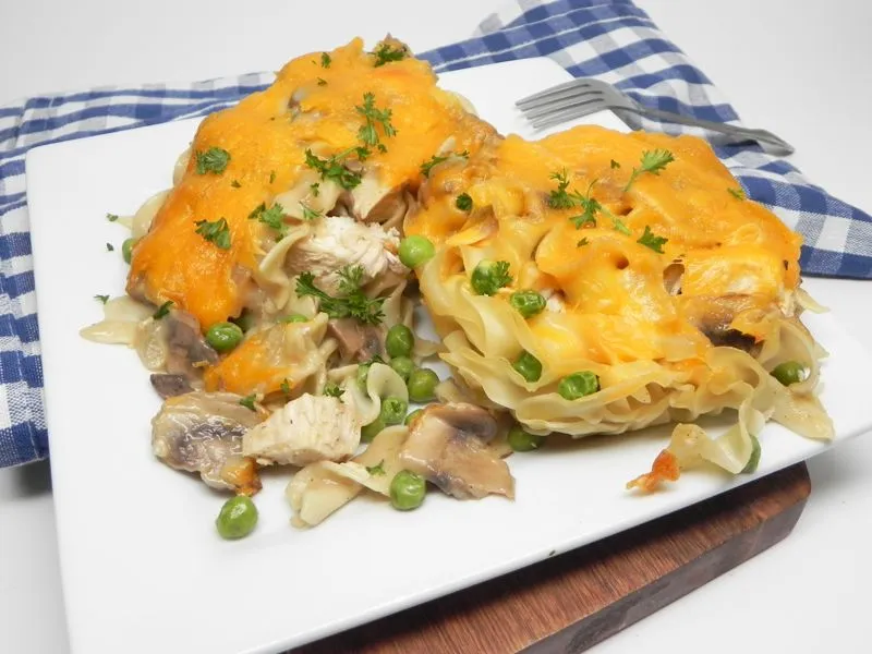 Caçarola de macarrão de peru