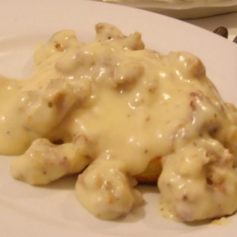 Lewis ‘Midwestern Sausage Gravy
