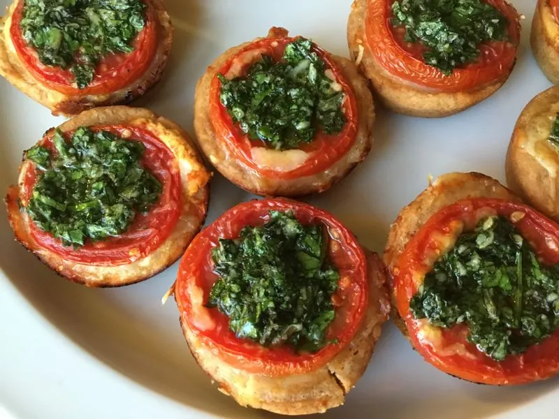 Mini Tortas De Mostarda Dijon-Tomate