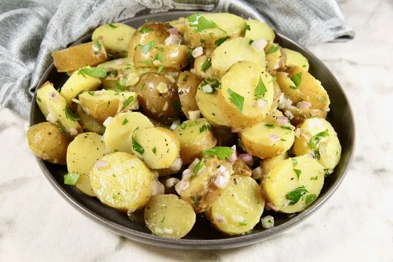 Salada Simples de Batata Estilo Parisiense