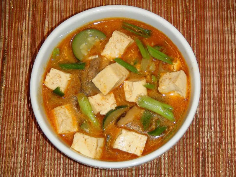 Sopa Coreana de Tofu e Vegetais