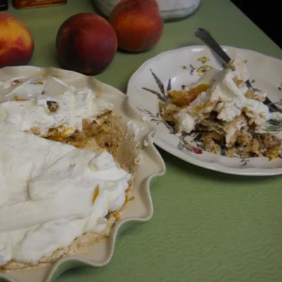 Torta de pêssego georgiana